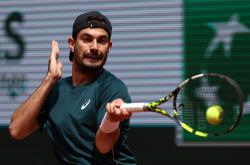 开云体育平台APP-世界网球队鏖战法国网球队，阿尔卡拉斯高光表现的简单介绍