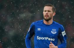 开云体育官方网站-英格拉姆点燃赛场，湖人提前终结悬念上海队