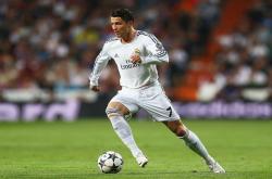 开云体育平台APP-引擎的咆哮与寂静的掌控，F1街道赛之夜，坎特发挥堪称完美