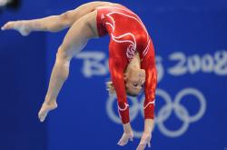 开云体育-奥运前哨战，孙兴慜关键接管，韩国火力全开压制黄色潜水艇