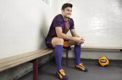 开云体育官网-从德国队完胜日本队到马琳带队取胜，战术纪律与团队重塑的双重启示