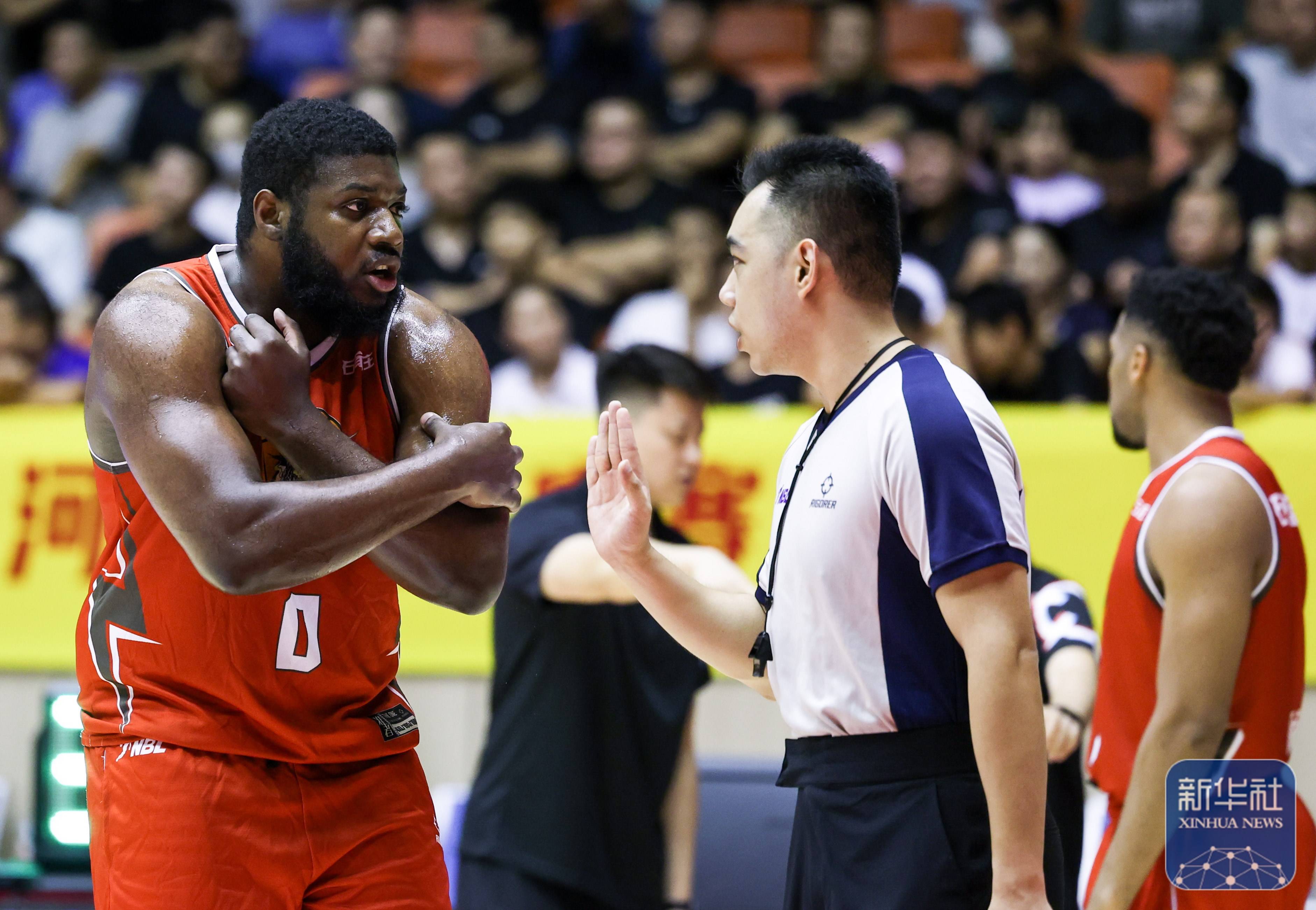 河北男篮迎战强敌，打出正经比赛