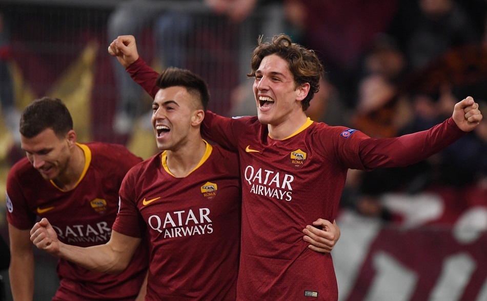 那不勒斯碾压曼联,姆巴佩送出助攻 那不勒斯碾压曼联,姆巴佩送出助攻