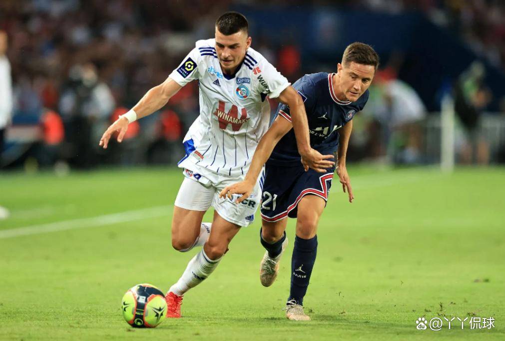 包含前锋火力全开，法甲球队实现漂亮逆转的词条