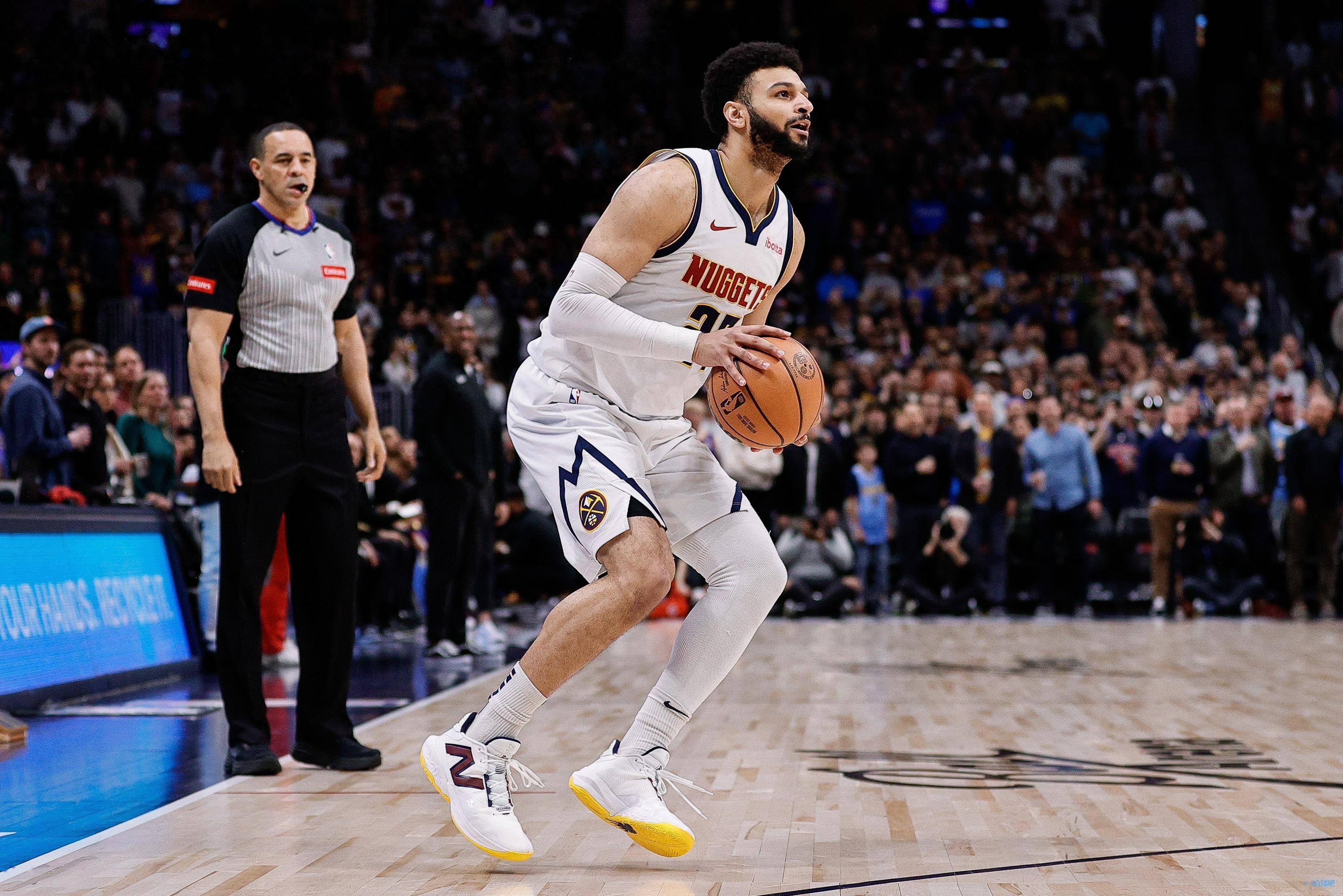 世界网球队完胜意大利网球队，穆雷打破历史纪录的简单介绍