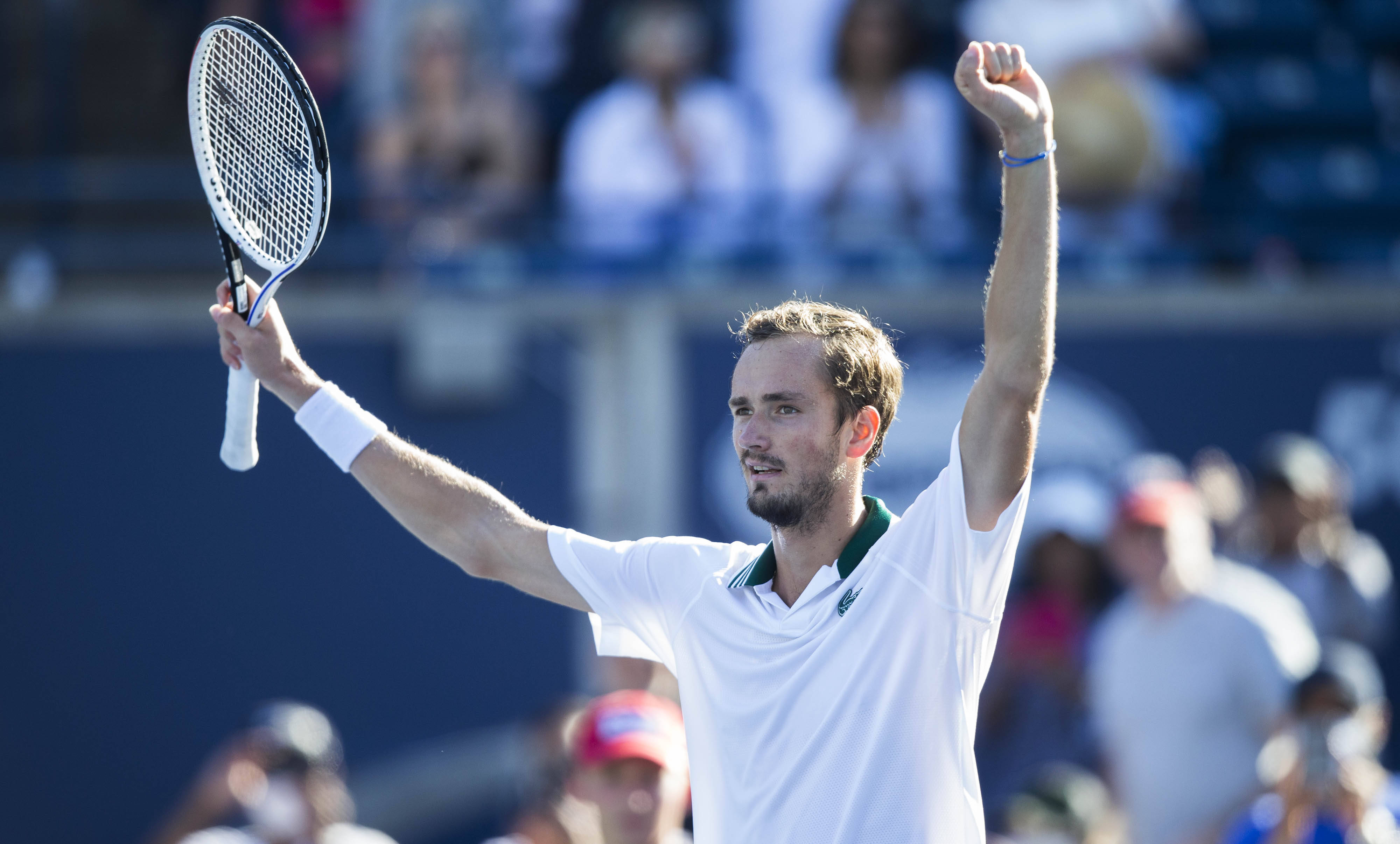 包含英国网球队绝杀世界网球队，梅德韦杰夫绝境逆转的词条