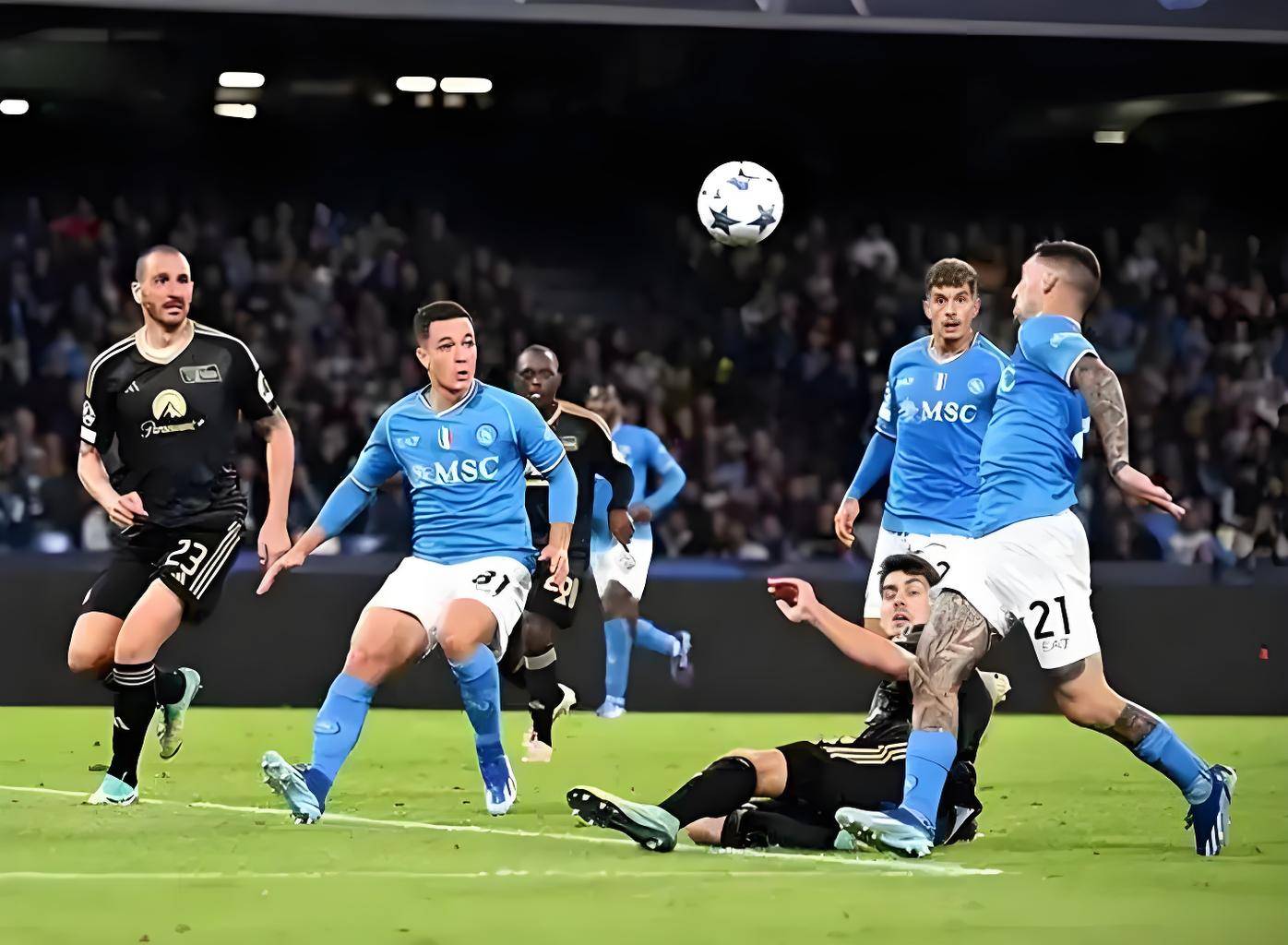 关于莱比锡红牛主场胜利,领先优势扩大的信息 关于莱比锡红牛主场胜利,领先优势扩大的信息