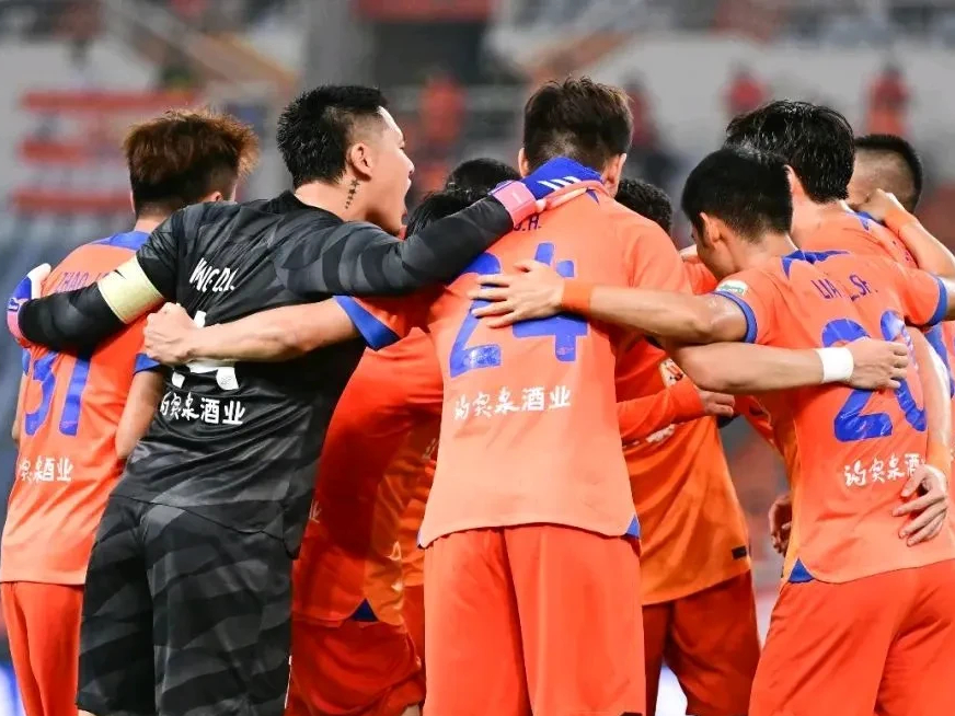 关于强强联手，展现足球实力一览无余！的信息