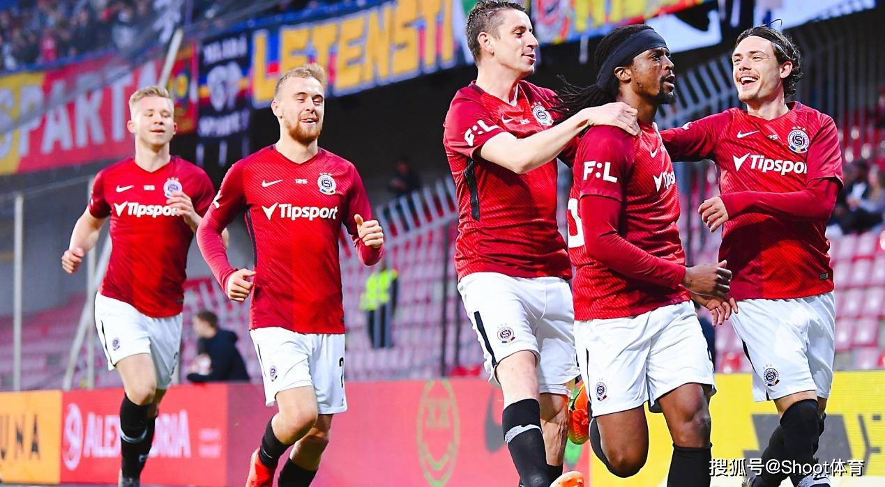 包含里尔主场不敌摩纳哥，遭受重大挫折的词条