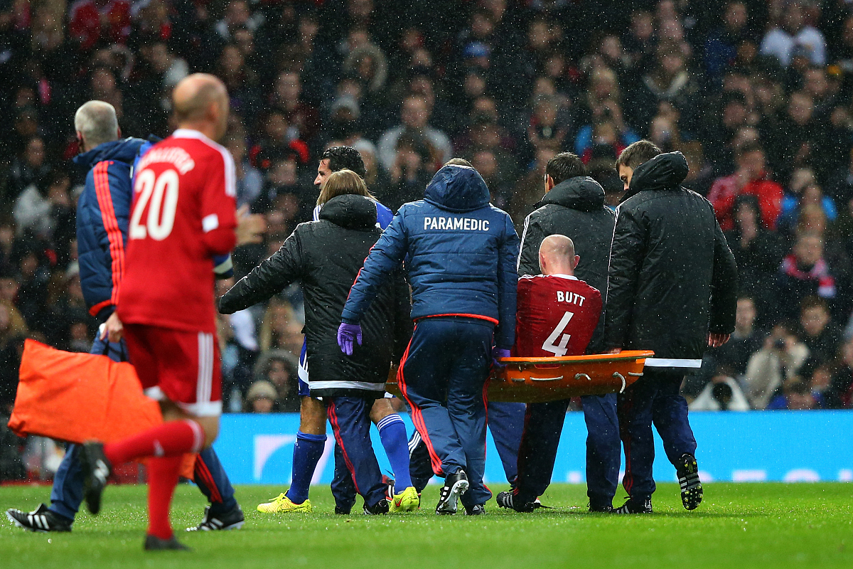 包含梅赛德斯鏖战红牛二队,汉密尔顿统治全场的词条 包含梅赛德斯鏖战红牛二队,汉密尔顿统治全场的词条