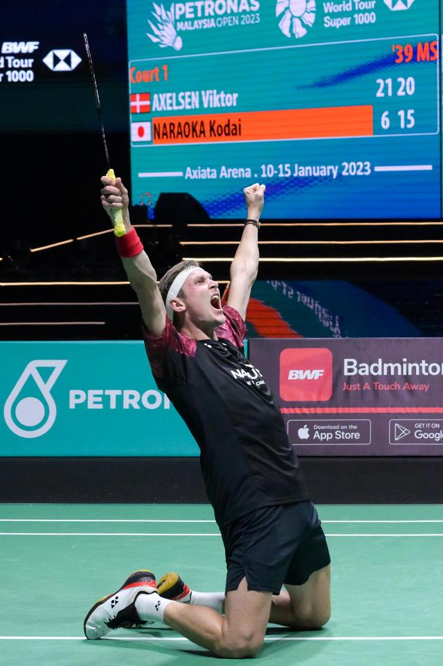 泰国队险胜马来西亚队，安赛龙统治全场