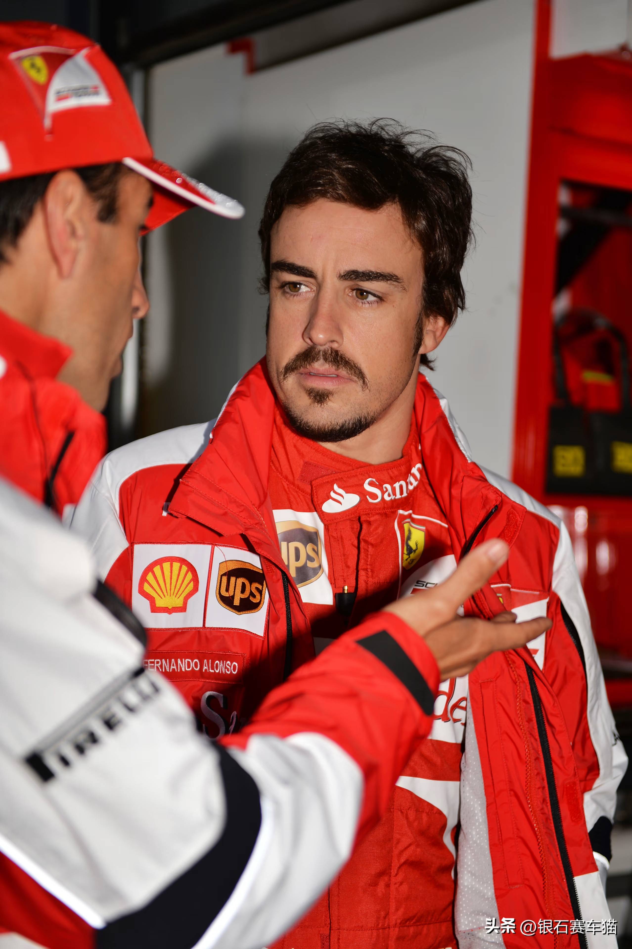 关于雷诺车队横扫威廉姆斯，阿隆索点燃赛场的信息