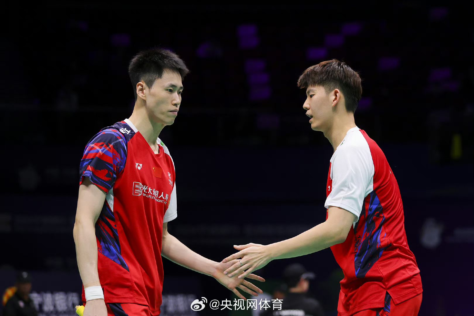 中国羽毛球队鏖战印尼羽毛球队，安赛龙三分雨点燃全场的简单介绍