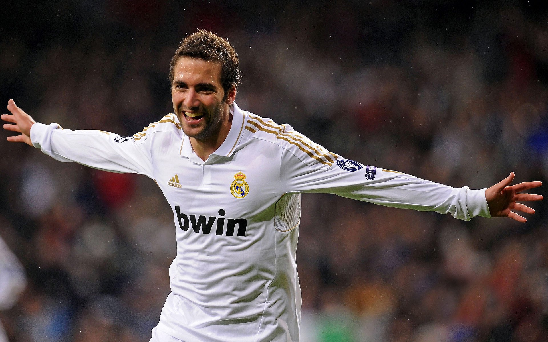 伊布天神下凡！毕尔巴鄂力克尤文，世界排名争夺战见证不朽传奇